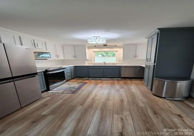 Photo 2 of Single family home for sale at 2804 Florida Ave, Kannapolis, NC 28083 | MLS# 4436284 | Listing updated on 2026-10-21