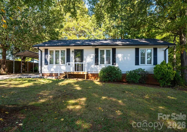 Photo 1 of Single family home for sale at 413 E Klutz St, Maiden, NC 28650 | MLS# 4436291 | Listing updated on 2026-10-23