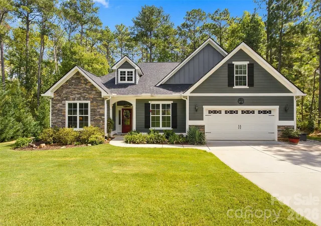 Photo 1 of Single family home for sale at 190 Shenandoah Dr, Mc Cormick, SC 29835 | MLS# 4436344 | Listing updated on 2026-10-23