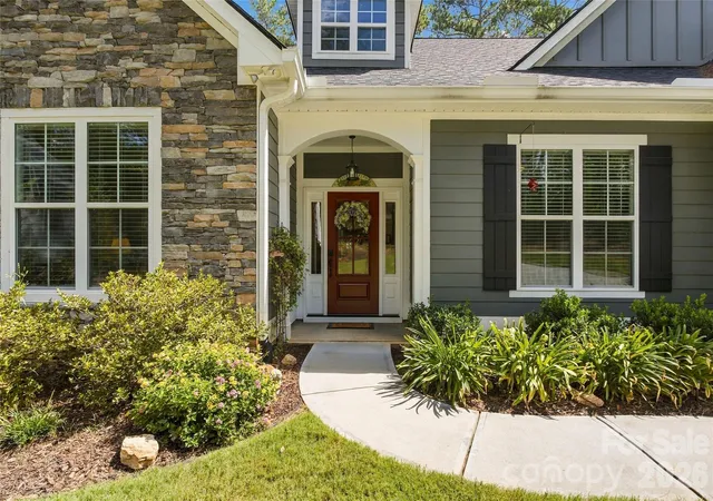 Photo 1 of Single family home for sale at 190 Shenandoah Dr, Mc Cormick, SC 29835 | MLS# 4436344 | Listing updated on 2026-10-23