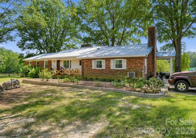 Single family home for sale at 2661 Nc 24/27 Hwy W, Mount Gilead, NC 27306 | MLS# 4436352