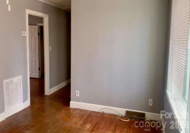Photo 4 of Single family home for sale at 434 Cummings St, Rock Hill, SC 29730 | MLS# 4436361 | Listing updated on 2026-10-21