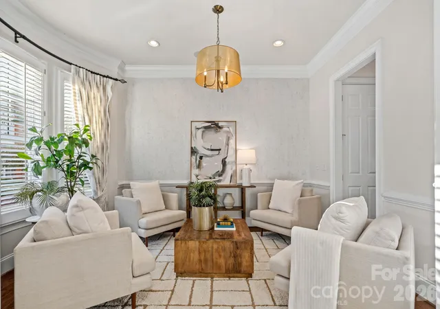 Photo 1 of Townhouse for sale at 6830 Louisburg Sq Ln, Charlotte, NC 28210 | MLS# 4436363 | Listing updated on 2026-10-30