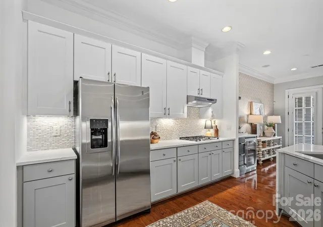 Photo 4 of Townhouse for sale at 6830 Louisburg Sq Ln, Charlotte, NC 28210 | MLS# 4436363 | Listing updated on 2026-10-30