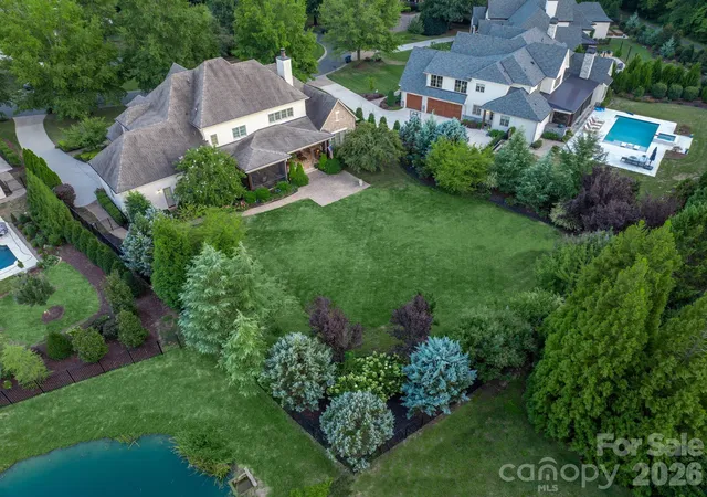 Photo 1 of Single family home for sale at 7805 Clovervale Dr, Waxhaw, NC 28173 | MLS# 4436372 | Listing updated on 2026-10-30