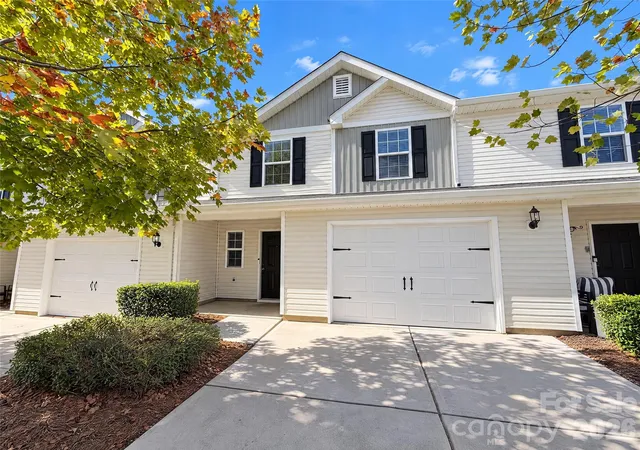 Townhouse for sale at 3306 Ellingford Rd, Charlotte, NC 28214 | MLS# 4436381 | Listing updated on 2026-10-26