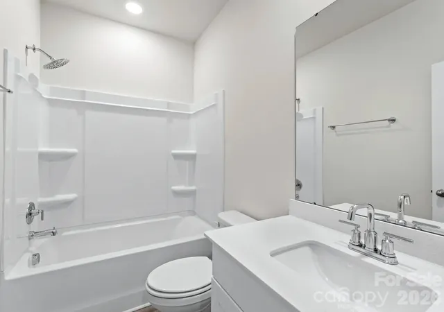 Photo 3 of Single family home for sale at 12523 Russellwood Ln, Charlotte, NC 28213 | MLS# 4436388 | Listing updated on 2026-10-23