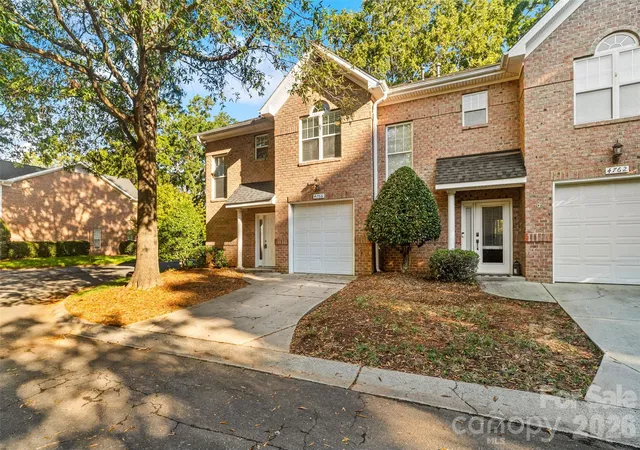 Photo 1 of Townhouse for sale at 4766 Hunter Crst Ln, Charlotte, NC 28209 | MLS# 4436392 | Listing updated on 2026-10-26