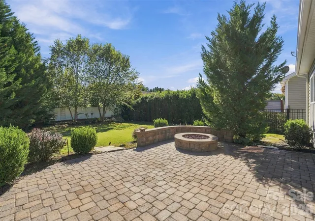 Photo 2 of Single family home for sale at 2001 Blackberry Ln, Lancaster, SC 29720 | MLS# 4436400 | Listing updated on 2026-10-21