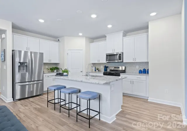 Photo 1 of Single family home for sale at 12511 Russellwood Ln, Charlotte, NC 28213 | MLS# 4436484 | Listing updated on 2026-10-23