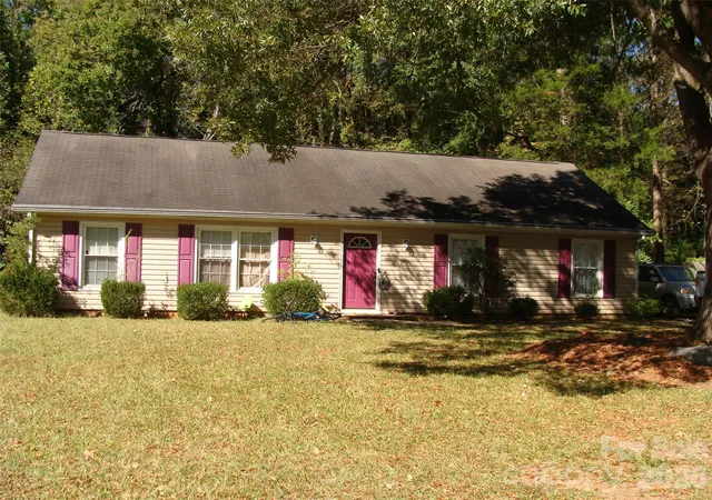Single family home for sale at 5841 Trotters Ridge Rd, Charlotte, NC 28227 | MLS# 4436492