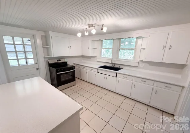 Photo 2 of Single family home for sale at 208 Elm St, Marshville, NC 28103 | MLS# 4436521 | Listing updated on 2026-10-28