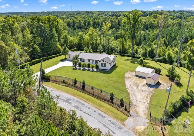 Photo 1 of Single family home for sale at 892 Taylor Dr, Lancaster, SC 29720 | MLS# 4436527 | Listing updated on 2026-10-26