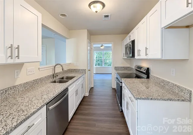 Photo 1 of Single family home for sale at 8603 Berrybrook Ln, Charlotte, NC 28269 | MLS# 4436528 | Listing updated on 2026-10-30