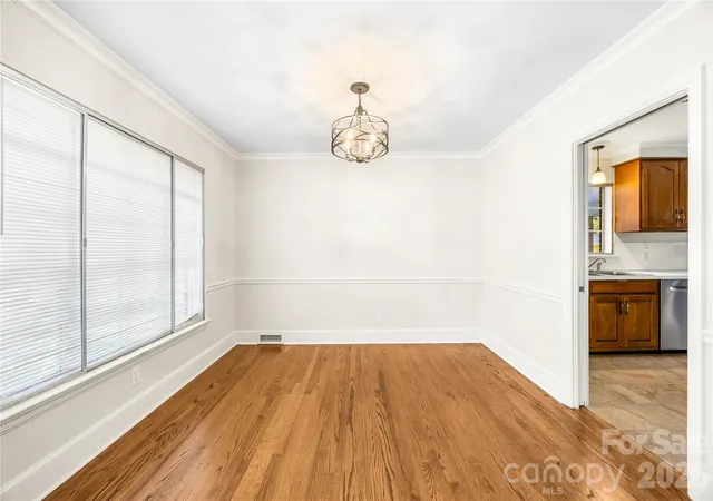 Photo 4 of Sale Pending at 1920 Marlwood Cir, Charlotte, NC 28227 | MLS# 4436529 | Listing updated on 2026-10-27