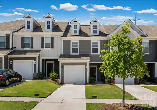 Townhouse for sale at 2775 Yeager Dr NW, Concord, NC 28027 | MLS# 4436541