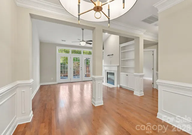 Photo 2 of Townhouse for sale at 11172 Villa Tr Pl, Charlotte, NC 28277 | MLS# 4436544 | Listing updated on 2026-10-29