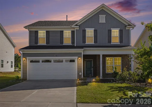 Photo 1 of Single family home for sale at 19221 Yellow Birch Dr, Charlotte, NC 28278 | MLS# 4436550 | Listing updated on 2026-10-23