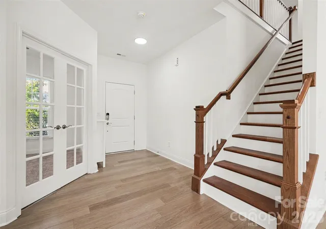 Photo 3 of Single family home for sale at 19221 Yellow Birch Dr, Charlotte, NC 28278 | MLS# 4436550 | Listing updated on 2026-10-23