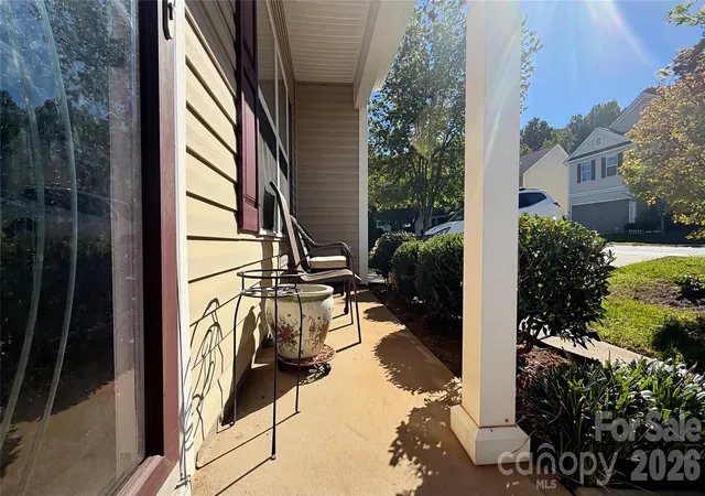 Photo 2 of Single family home for sale at 8428 Glaze Ct, Charlotte, NC 28269 | MLS# 4436551 | Listing updated on 2026-10-23