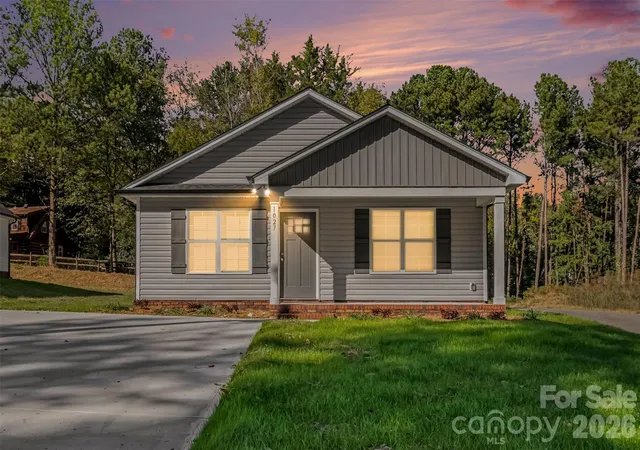 Single family home for sale at 1027 Alabama St, Kannapolis, NC 28083 | MLS# 4436594 | Listing updated on 2026-10-27