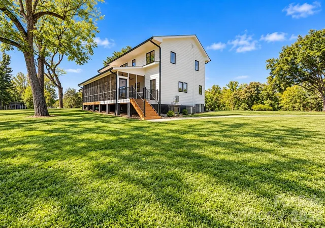 Photo 2 of Single family home for sale at 608 Robinson Crk Rd, Bostic, NC 28018 | MLS# 4436607 | Listing updated on 2026-10-28