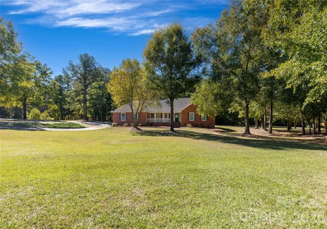 Photo 1 of Single family home for sale at 2934 Cane Ml Rd, Lancaster, SC 29720 | MLS# 4436683 | Listing updated on 2026-10-28