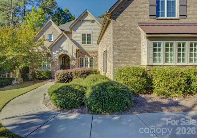 Photo 1 of Single family home for sale at 17733 Colleton River Ln, Charlotte, NC 28278 | MLS# 4436691 | Listing updated on 2026-10-28