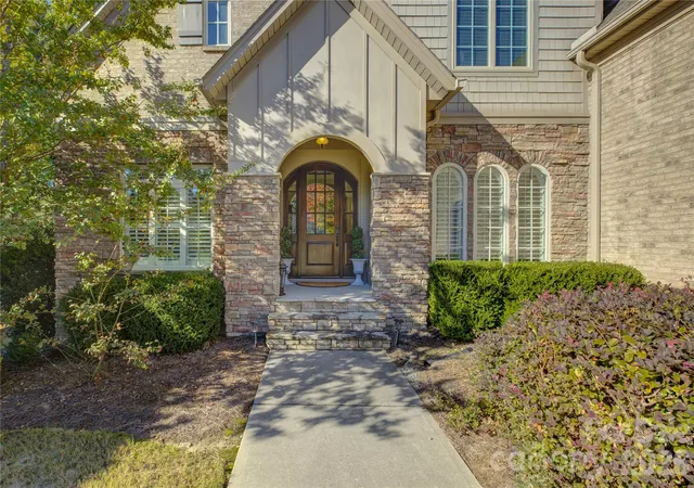 Photo 2 of Single family home for sale at 17733 Colleton River Ln, Charlotte, NC 28278 | MLS# 4436691 | Listing updated on 2026-10-28