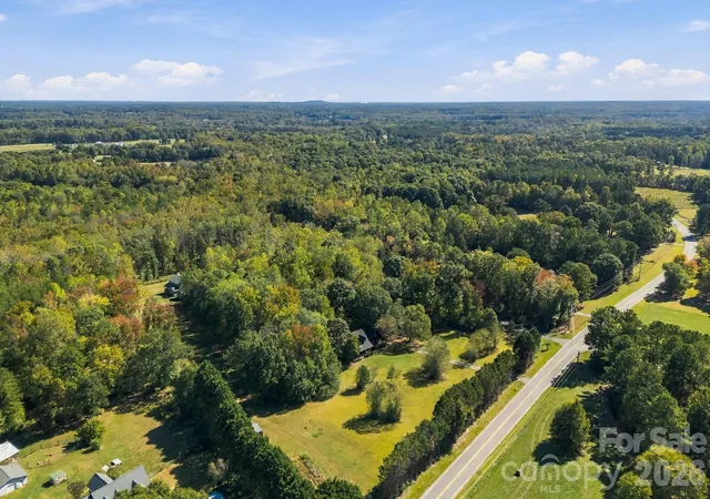 Photo 2 of Single family home for sale at 1130 Beamguard Rd, Clover, SC 29710 | MLS# 4436706 | Listing updated on 2026-10-29