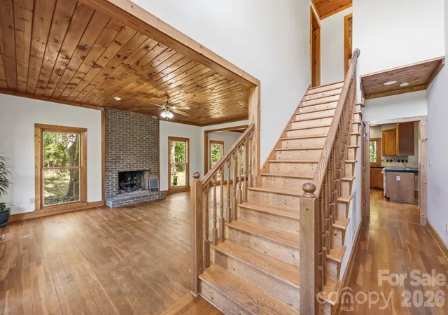 Photo 4 of Single family home for sale at 1130 Beamguard Rd, Clover, SC 29710 | MLS# 4436706 | Listing updated on 2026-10-29