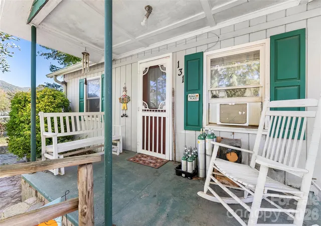 Photo 2 of Single family home for sale at 131 Central Ave, Swannanoa, NC 28778 | MLS# 4436725 | Listing updated on 2026-10-26
