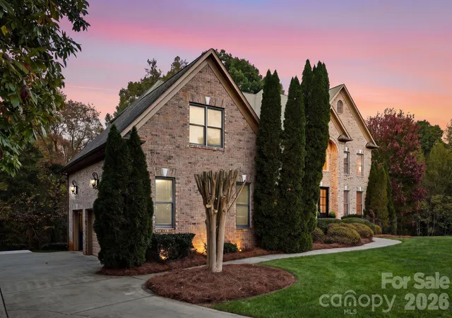 Photo 2 of Single family home for sale at 8407 Rolling Flds Rd, Charlotte, NC 28227 | MLS# 4436729 | Listing updated on 2026-10-30