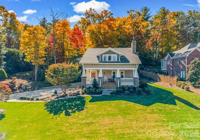 Single family home for sale at 376 Scarlet Tanager Ct, Arden, NC 28704 | MLS# 4436743