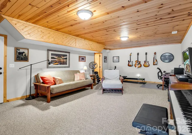 Photo 3 of Single family home for sale at 376 Scarlet Tanager Ct, Arden, NC 28704 | MLS# 4436743 | Listing updated on 2026-10-29