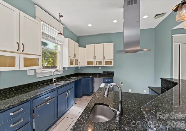 Photo 3 of Single family home for sale at 344 Marion St, Rock Hill, SC 29730 | MLS# 4436754 | Listing updated on 2026-10-28