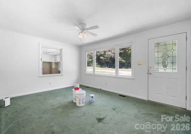 Photo 3 of Single family home for sale at 2509 29th Street, Hickory, NC 28601 | MLS# 4436755 | Listing updated on 2026-10-29
