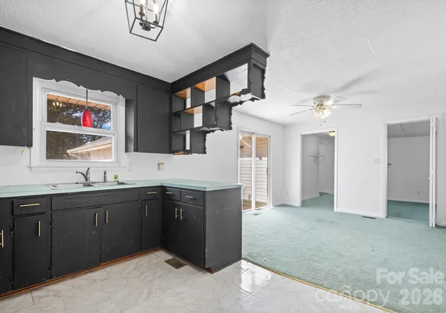 Photo 3 of Single family home for sale at 2509 29th Street, Hickory, NC 28601 | MLS# 4436755 | Listing updated on 2026-10-29