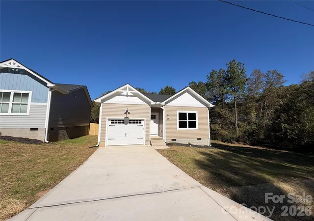 Photo 1 of Single family home for sale at 610 E Robinson St, Dallas, NC 28034 | MLS# 4436787 | Listing updated on 2026-10-27