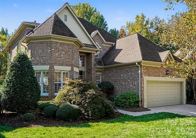 Single family home for sale at 5637 Fairway View Dr, Charlotte, NC 28277 | MLS# 4436815