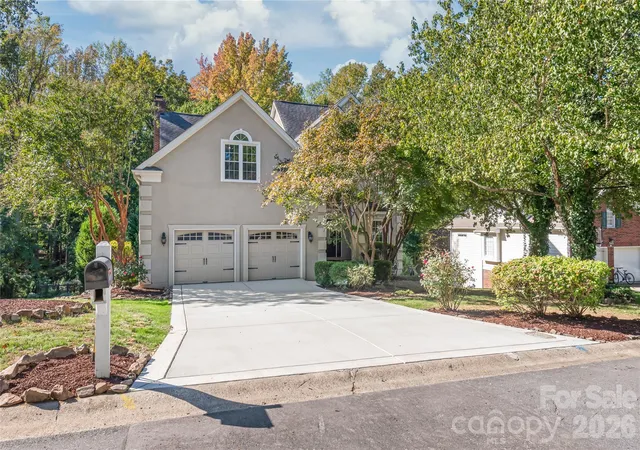 Photo 2 of Single family home for sale at 11024 Stonepath Ln, Charlotte, NC 28277 | MLS# 4436823 | Listing updated on 2026-10-30