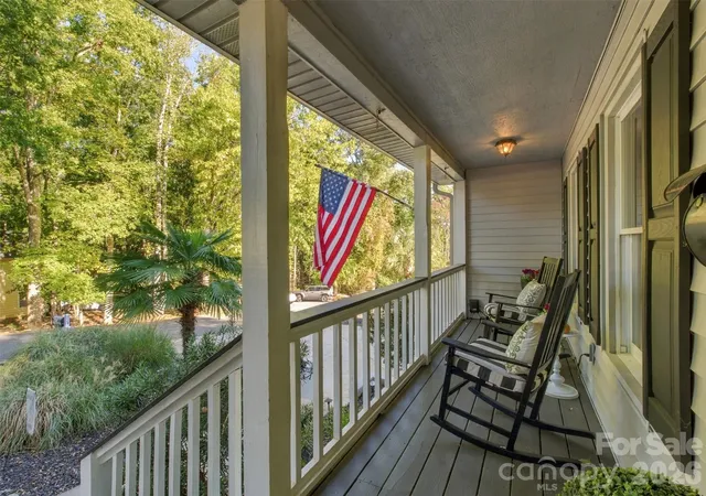Photo 3 of Single family home for sale at 4131 Koala Cir, Fort Mill, SC 29708 | MLS# 4436836 | Listing updated on 2026-10-27