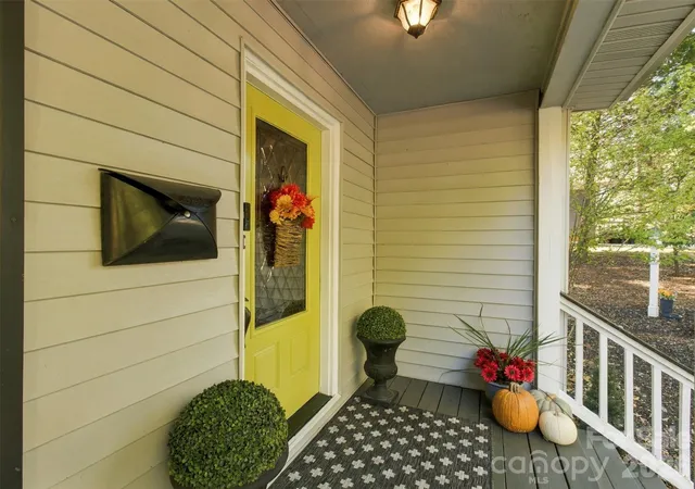 Photo 4 of Single family home for sale at 4131 Koala Cir, Fort Mill, SC 29708 | MLS# 4436836 | Listing updated on 2026-10-27