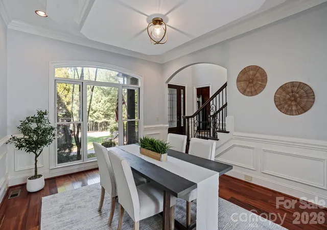 Photo 4 of Single family home for sale at 2073 Sugar Pond Ct, Fort Mill, SC 29715 | MLS# 4436840 | Listing updated on 2026-10-29