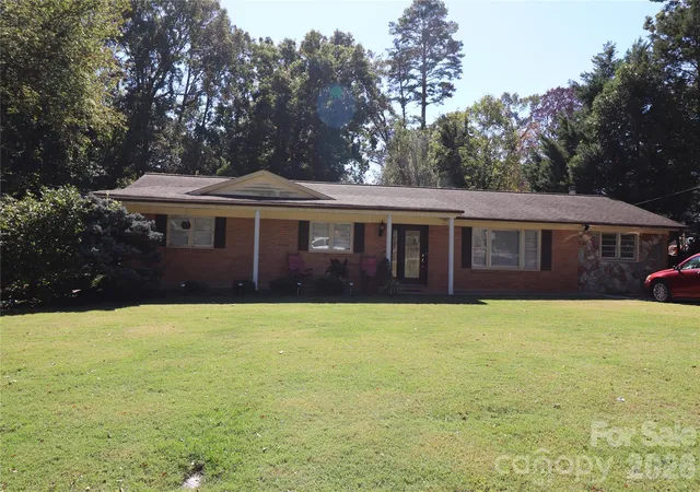Photo 1 of Single family home for sale at 2157 Ridgewood Dr, Gastonia, NC 28054 | MLS# 4436848 | Listing updated on 2026-10-23