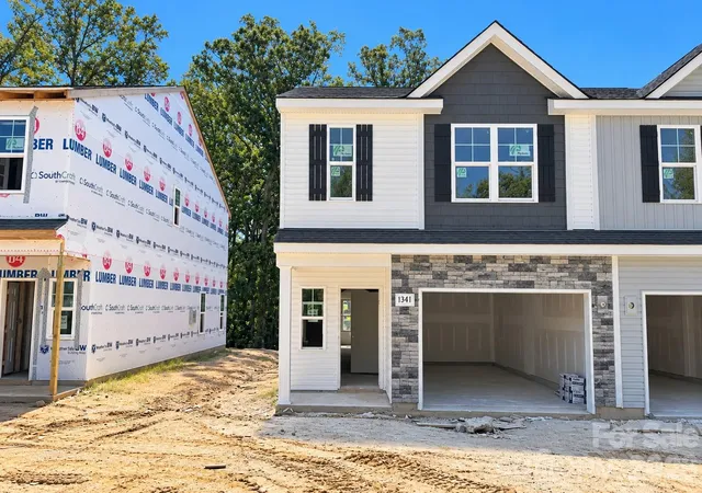 Photo 1 of Townhouse for sale at 1341 Santee St, Charlotte, NC 28208 | MLS# 4436871 | Listing updated on 2026-10-30