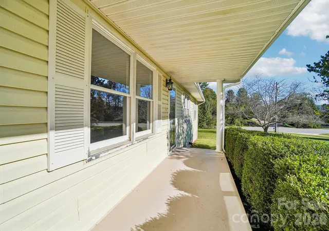 Photo 3 of Single family home for sale at 35 Lisam Way, Etowah, NC 28729 | MLS# 4436875 | Listing updated on 2026-10-25