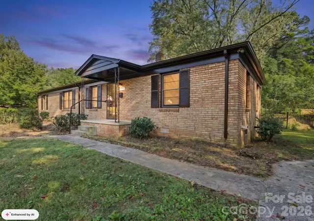 Multi family home for sale at 2420 Shamrock Dr, Charlotte, NC 28205 | MLS# 4436891