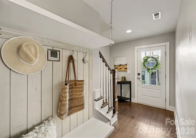Photo 2 of Townhouse for sale at 11921 Fiddlers Roof Ln, Charlotte, NC 28277 | MLS# 4436899 | Listing updated on 2026-10-27