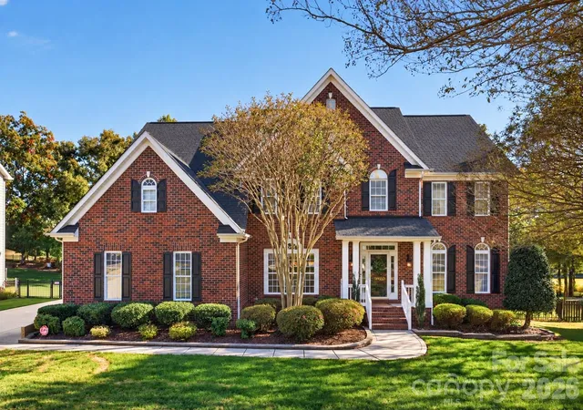 Single family home for sale at 10826 Persimmon Crk Dr, Mint Hill, NC 28227 | MLS# 4436920